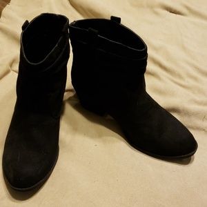Black boots